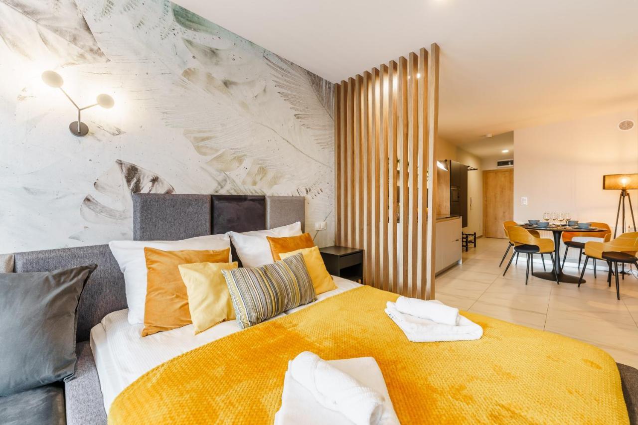 Perlowa Przystan Rent - Classic Gold & Silver Apartment Kolobrzeg Luaran gambar