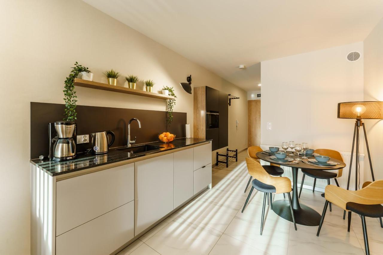 Perlowa Przystan Rent - Classic Gold & Silver Apartment Kolobrzeg Luaran gambar