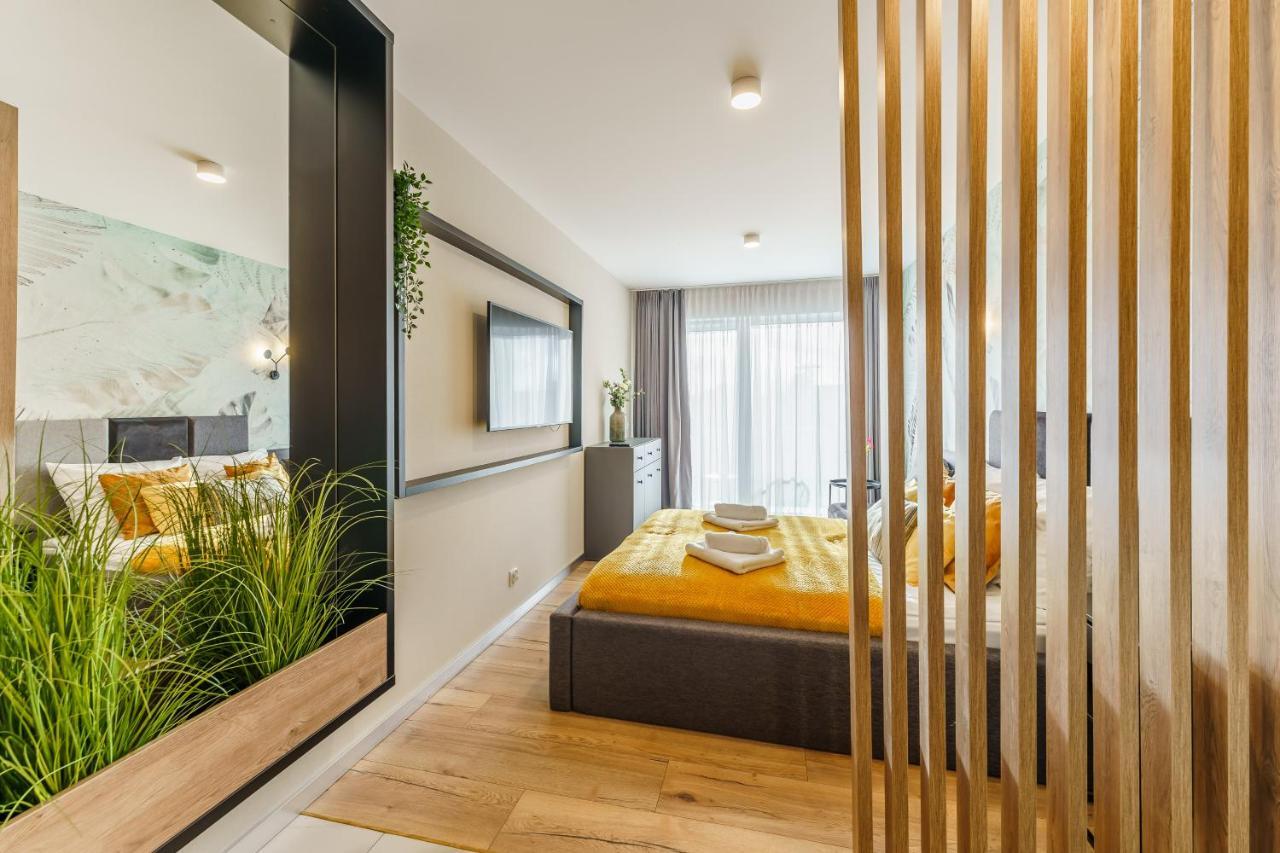 Perlowa Przystan Rent - Classic Gold & Silver Apartment Kolobrzeg Luaran gambar