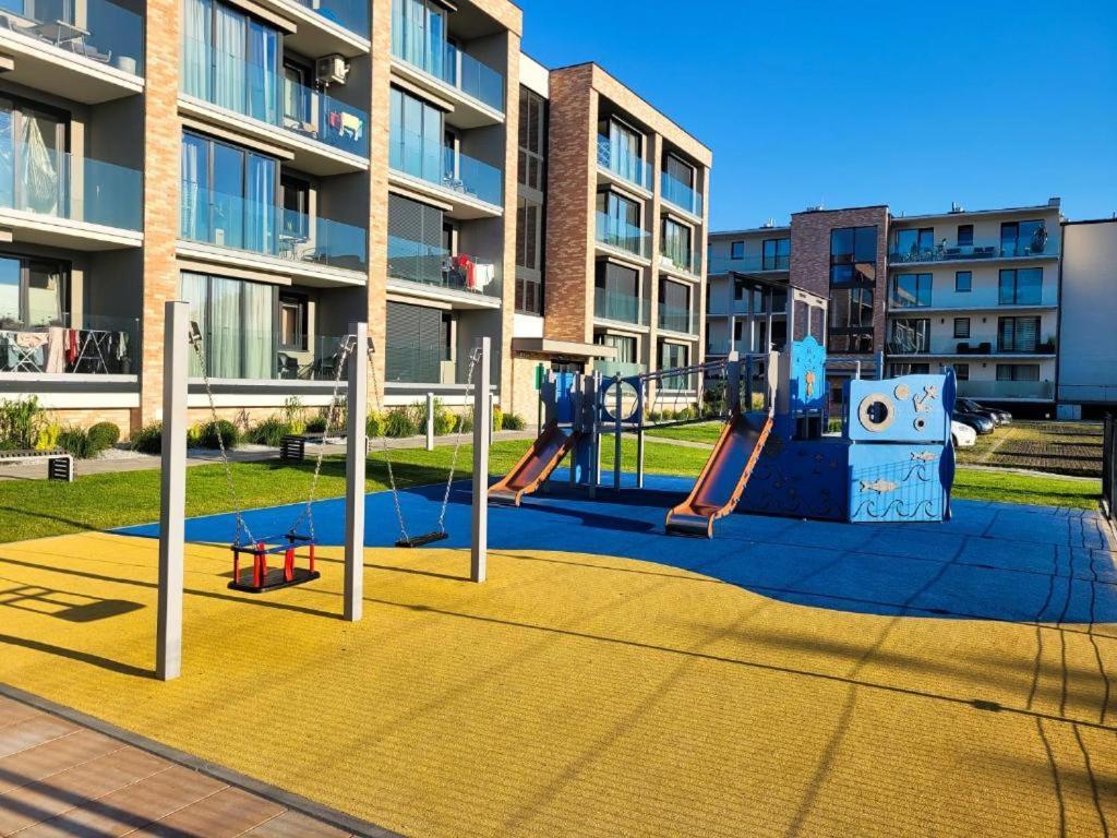 Perlowa Przystan Rent - Classic Gold & Silver Apartment Kolobrzeg Luaran gambar